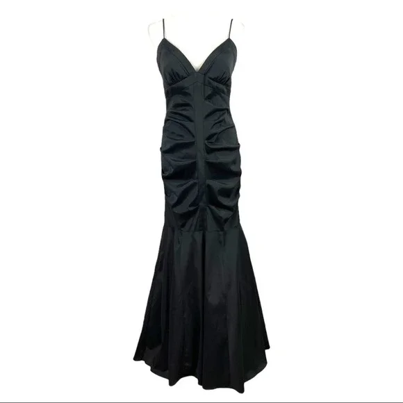 xscape black mermaid dress Xscape by Joanna Chen black mermaid Nordstrom's gown 10 NWOT Black White